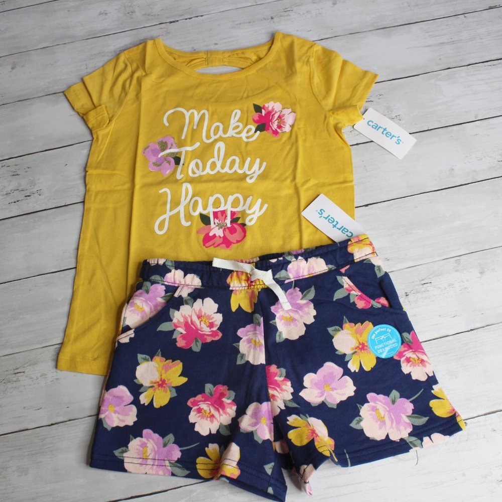 Carter's Girl Top Shorts Set Size 5T  Navy Floral Lot